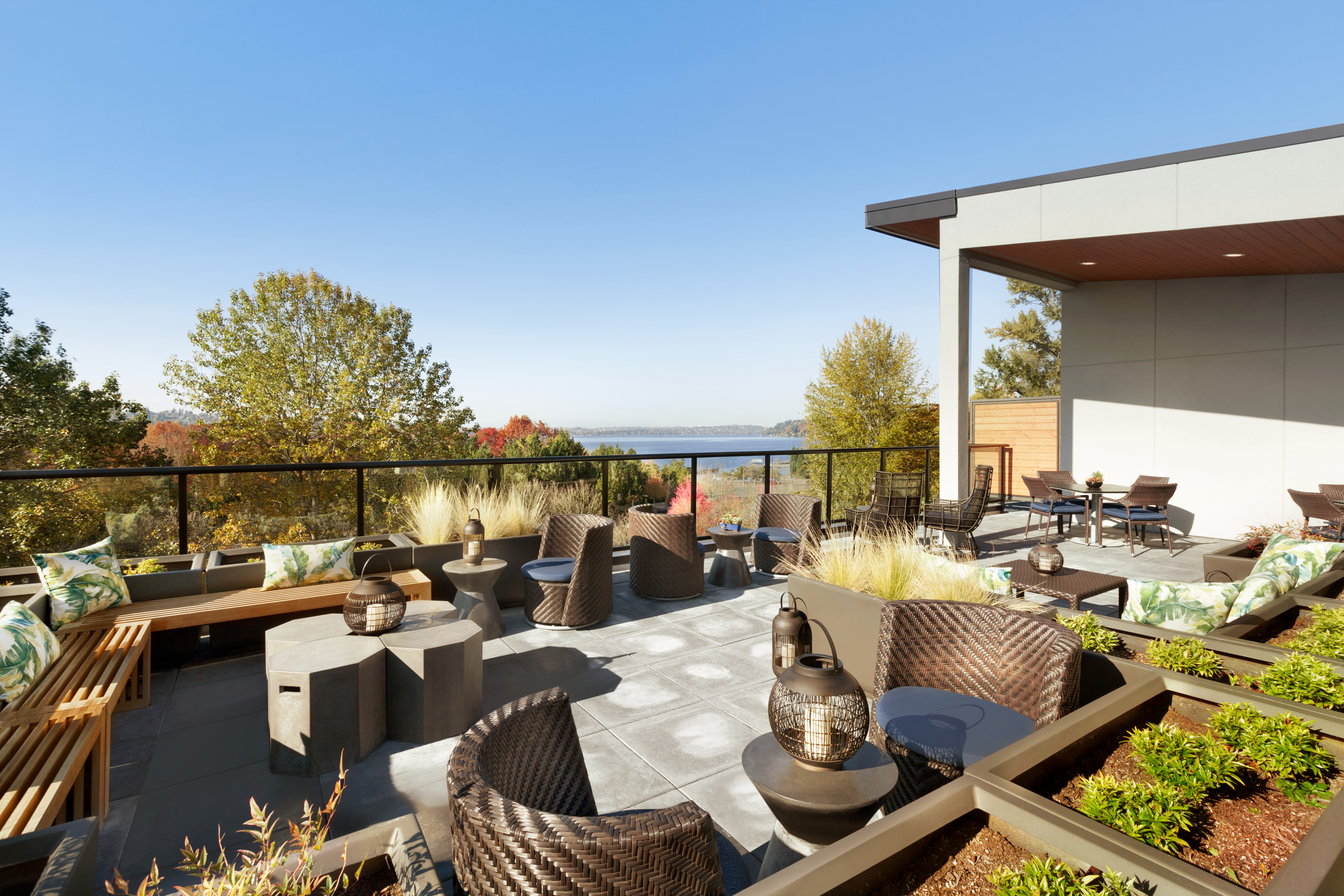 Rooftop Outdoor Patio with Tables and Chairs