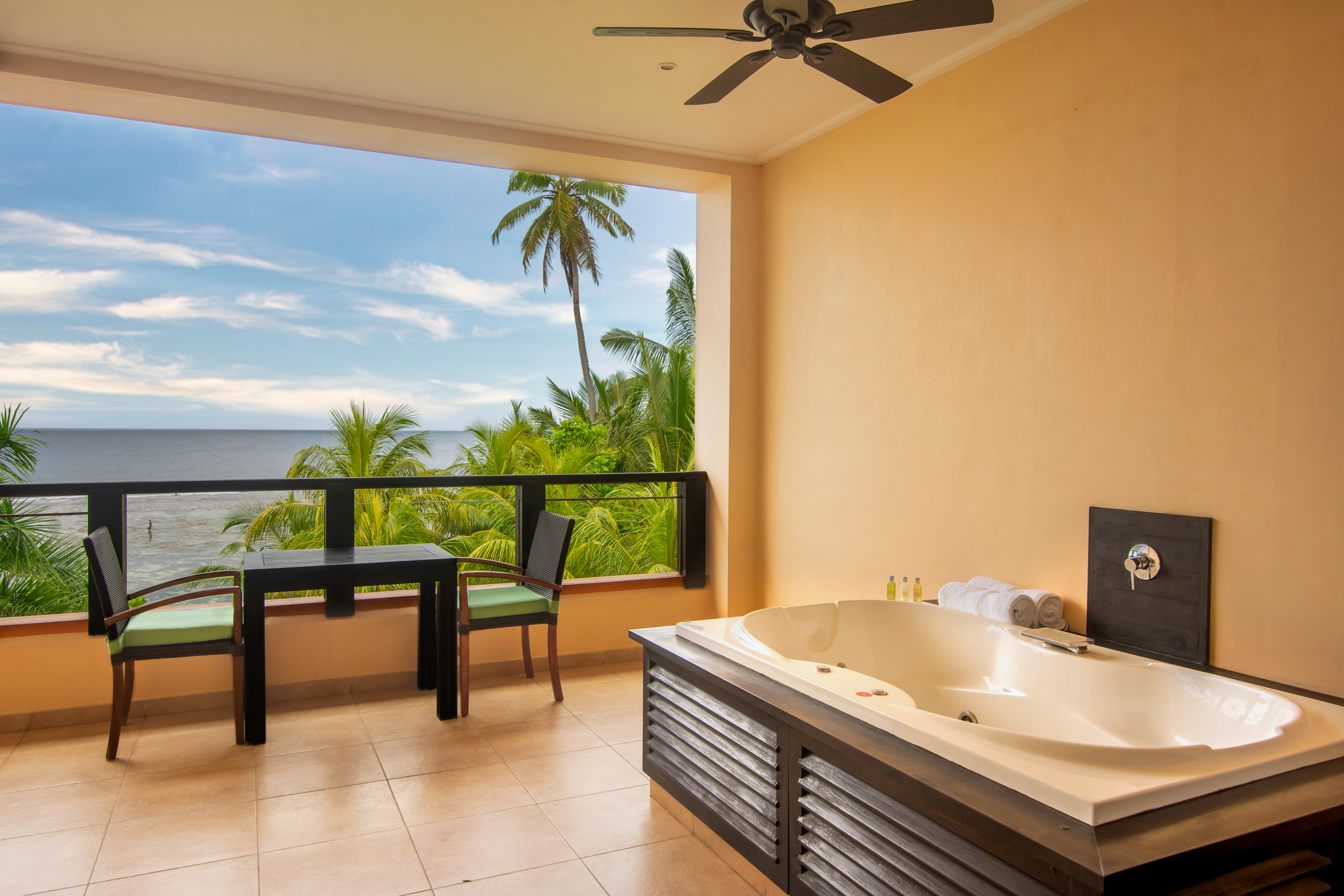 Bathtub and Balcony in Guest Room with Ocean View
