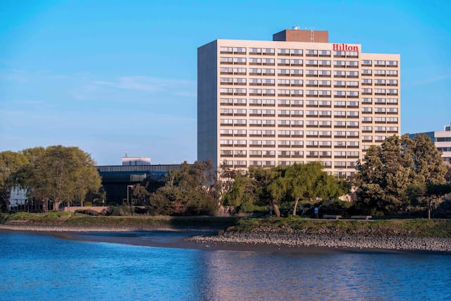 Hilton San Francisco Airport Bayfront Exterior