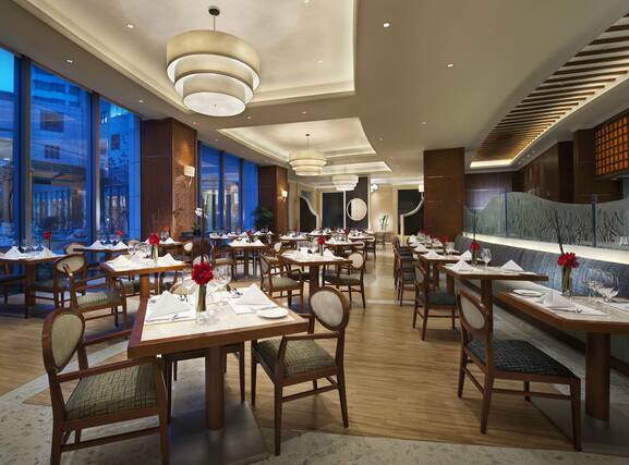 DoubleTree by Hilton Shanghai - Pudong - Image2