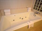 King Whirlpool Suite Bath