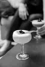 ภาพระยะใกล้ของค็อกเทล