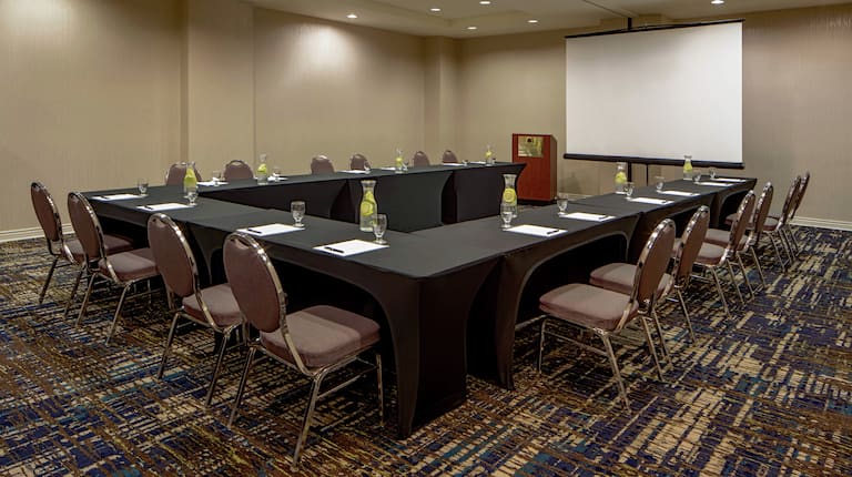 Meeting Room UShape Setup