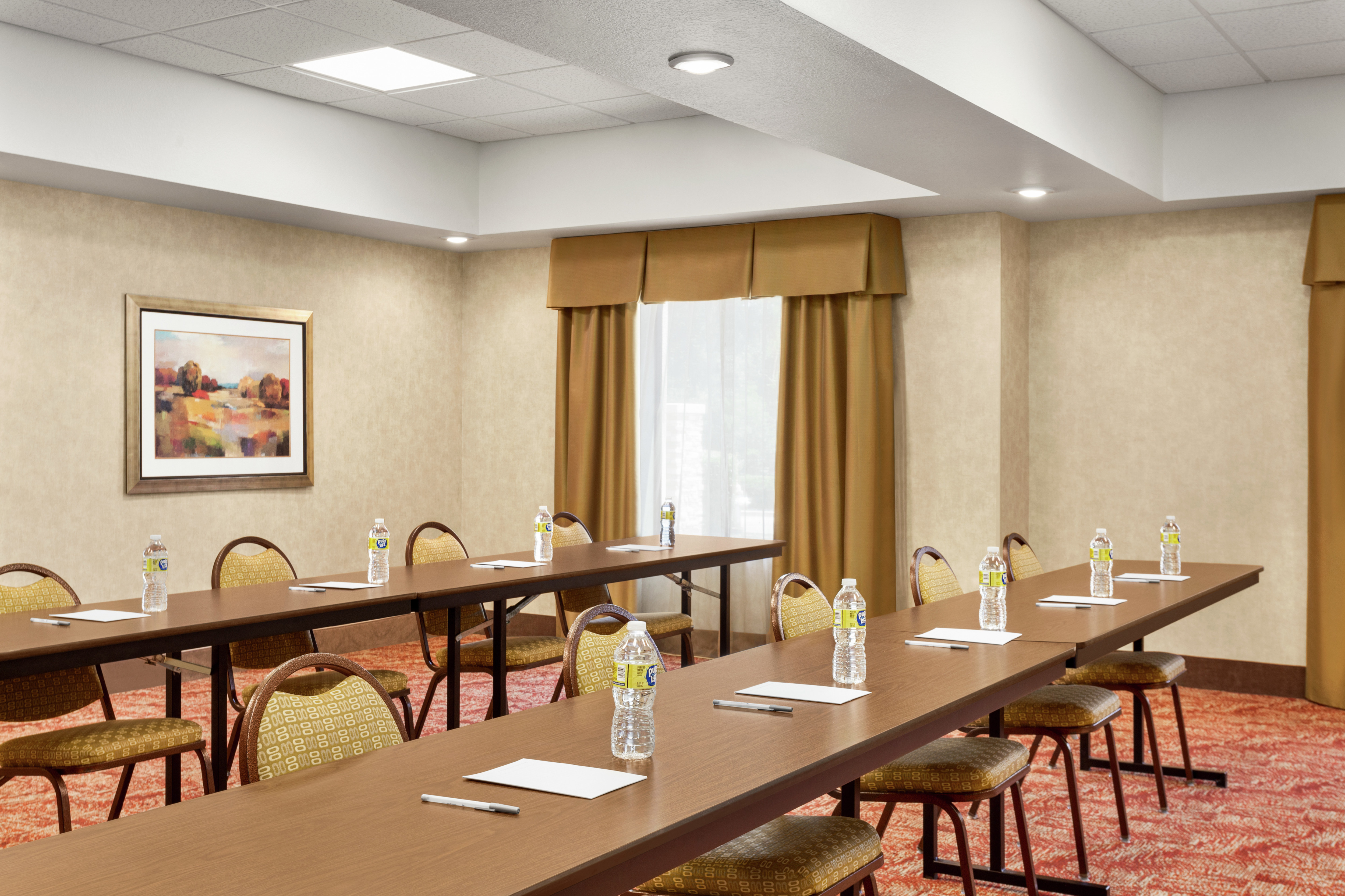 Spacious on-site meeting room featuring classroom style setup.
