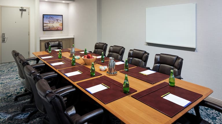 Private Boardroom for Small Meetings