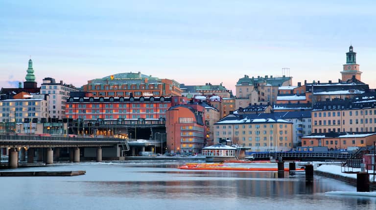 Hilton Stockholm Slussen, hotellets fasad