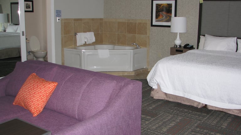 King Suite with Hot Tub