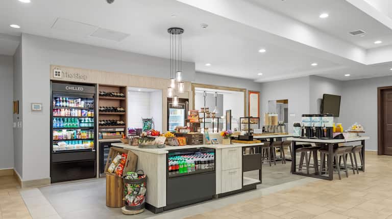 lobby snack shop, snacks and drinks. Breakfast buffet and coffee center