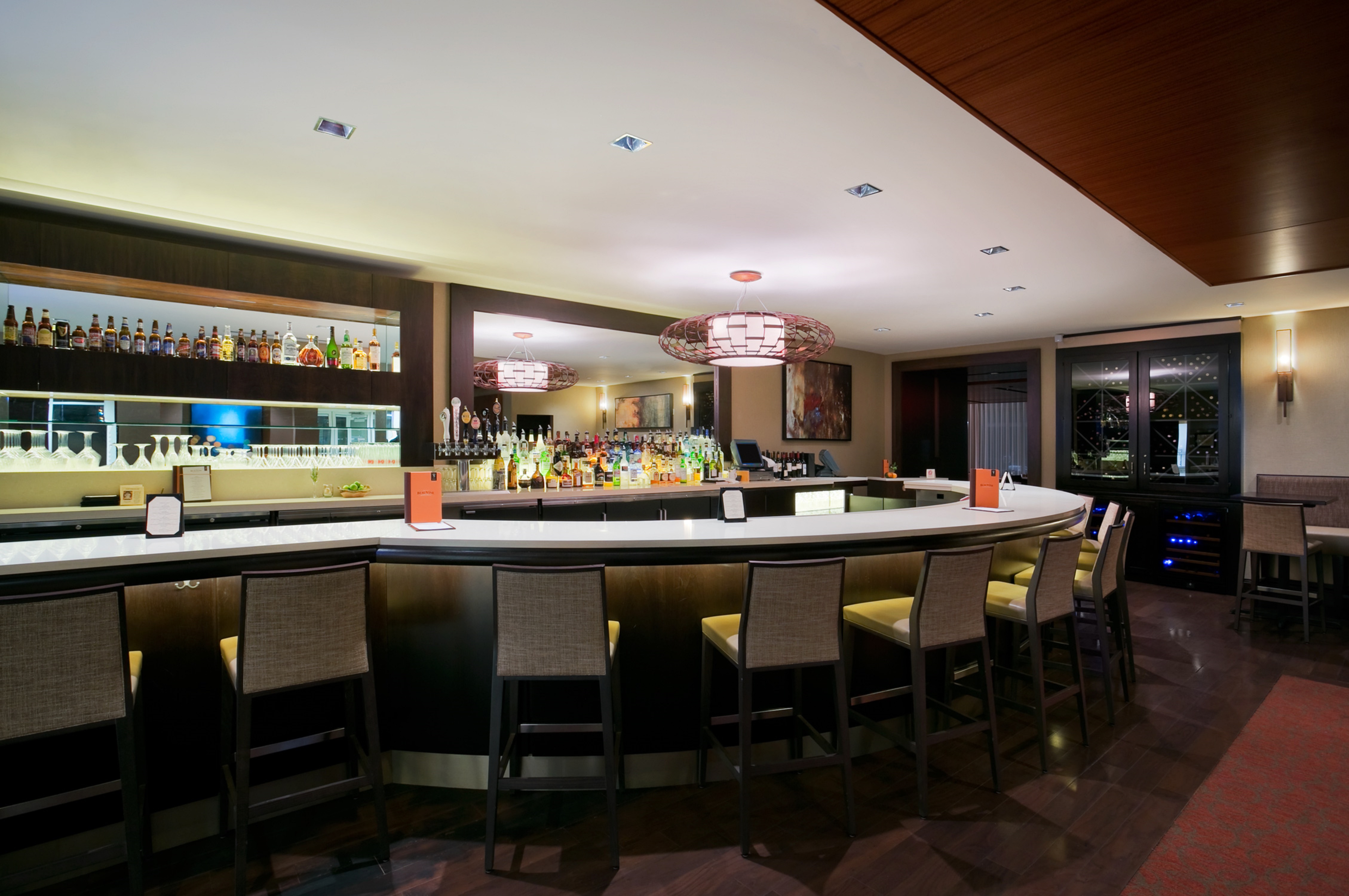 Bar Lounge Counter with Bar Stools