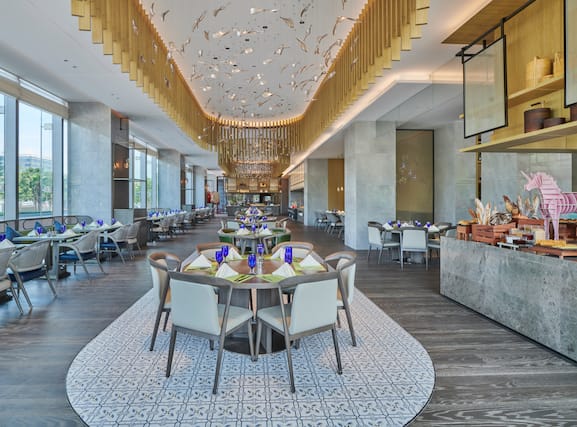 DoubleTree by Hilton Shenzhen Airport - Image2