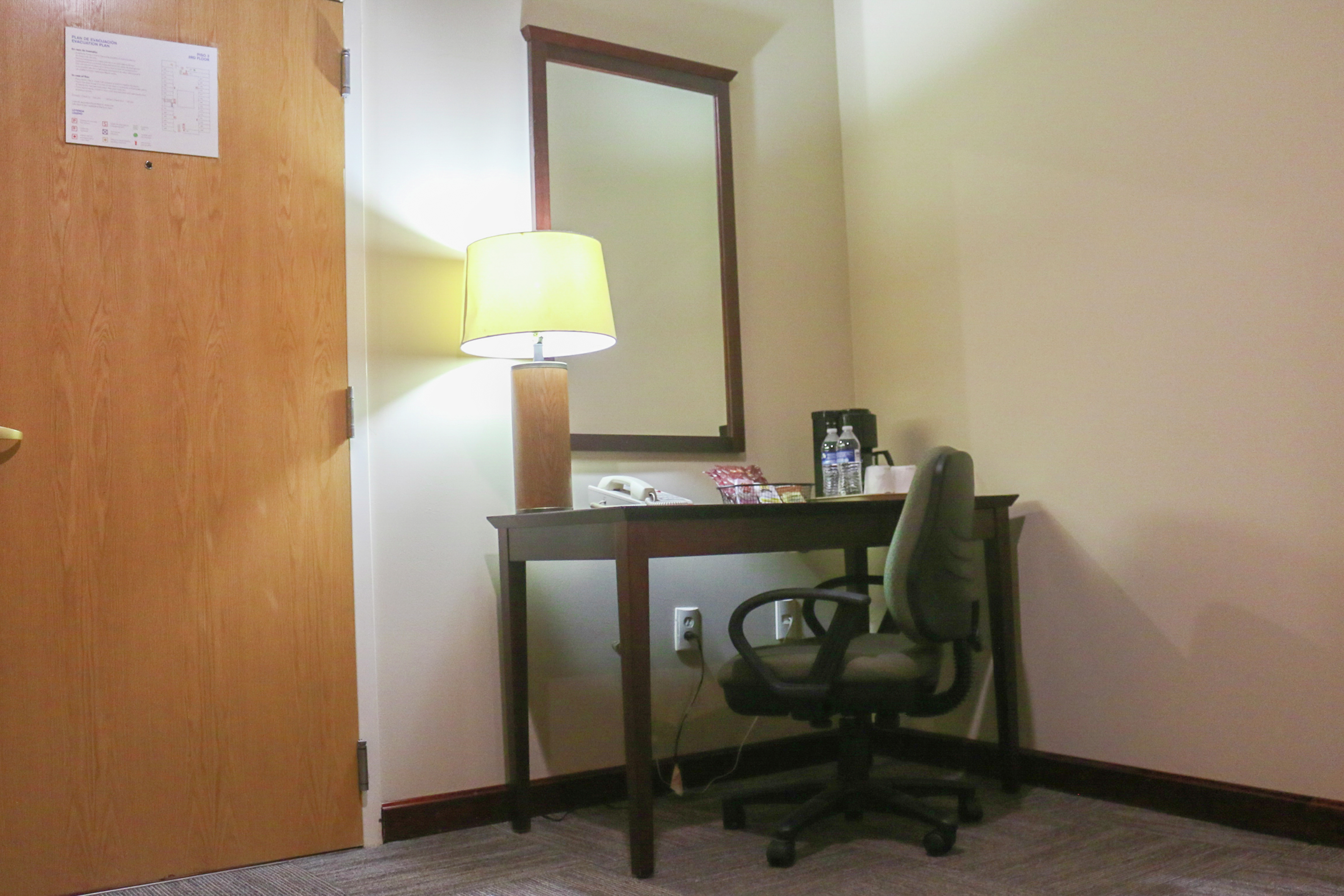 Guestroom with Work Desk and Computer Chair
