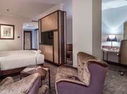 King Junior suite with Lounge Access