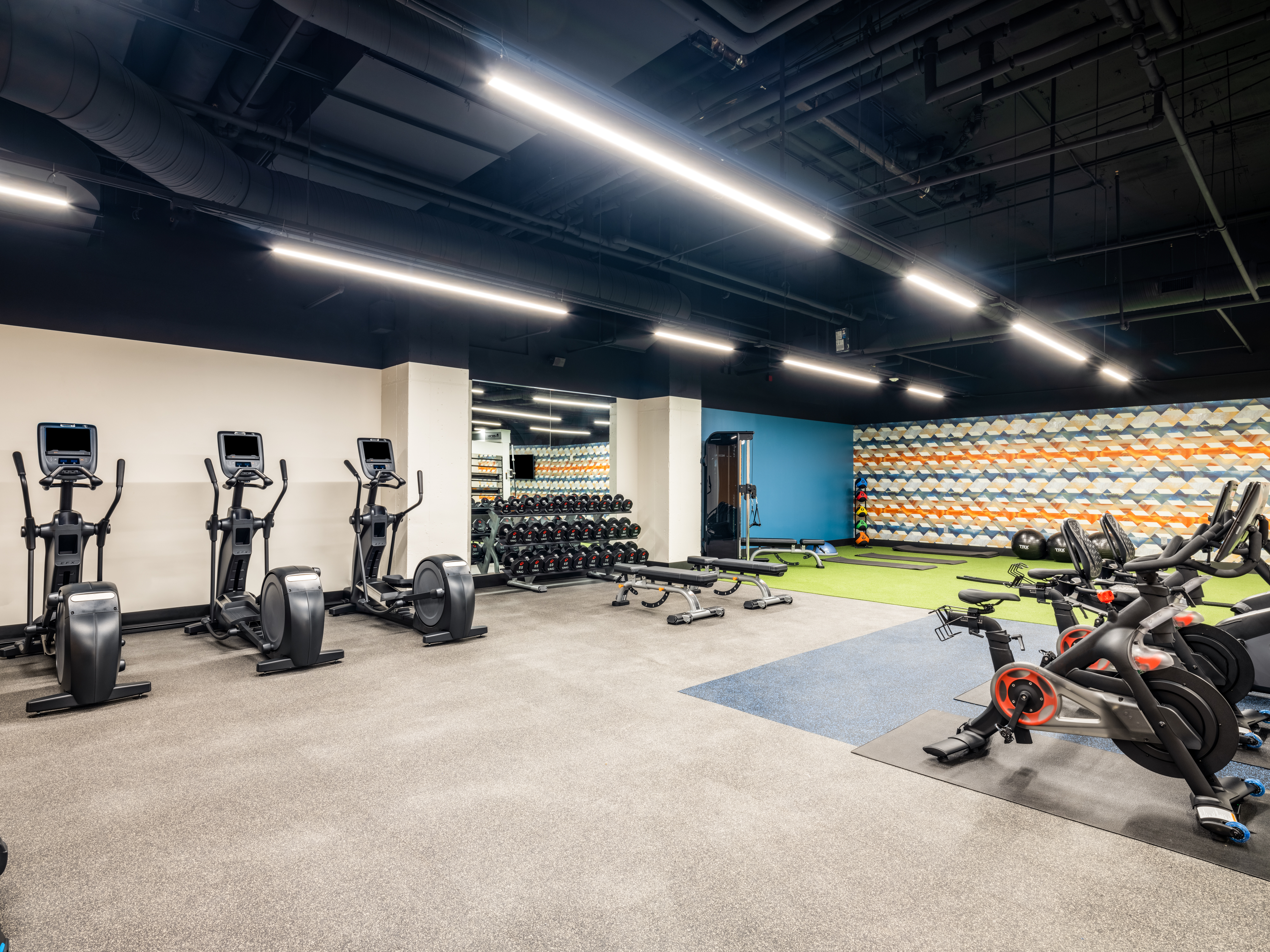 Cardio equipment and hand weights for your use