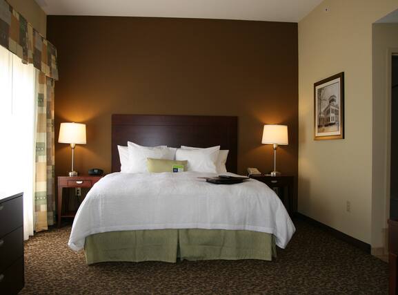 Hampton Inn and Suites West Point - Image3