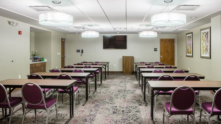 Meeting Room - Classroom   