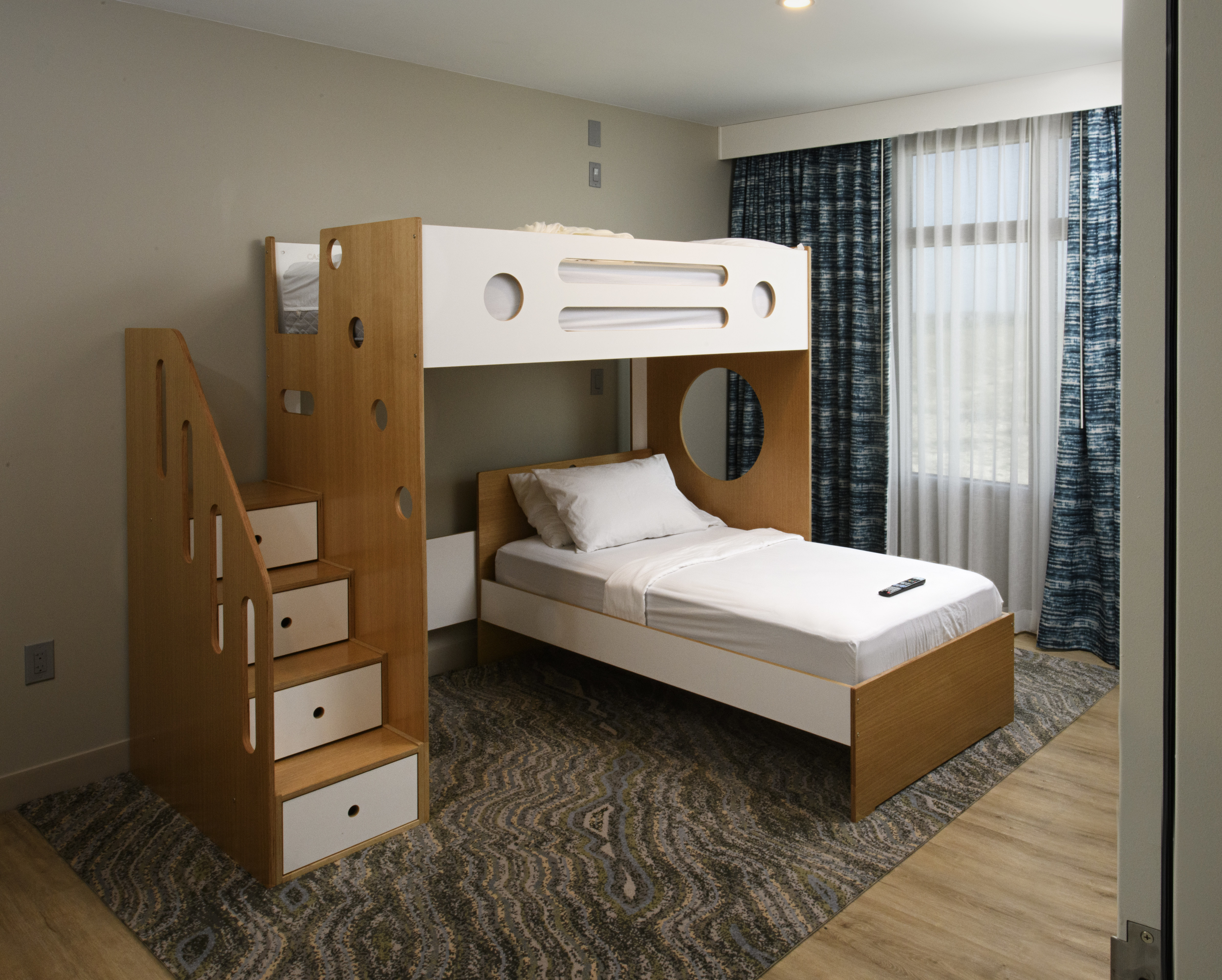 BunkBed Family Suite