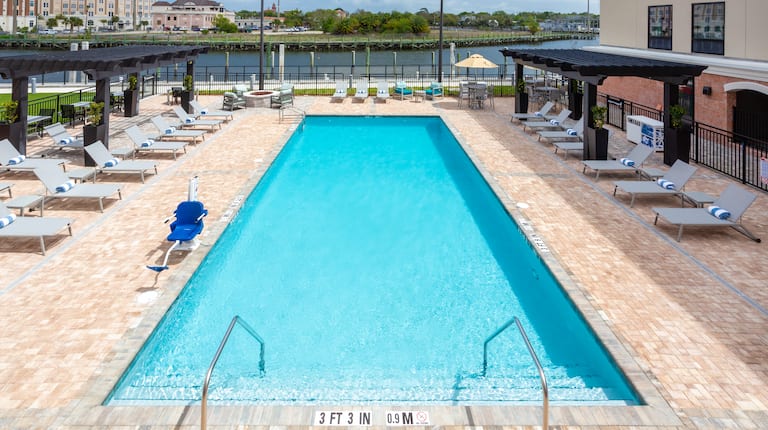 Outdoor pool with accessible lift
