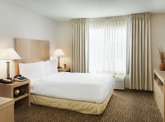 DoubleTree by Hilton Hotel Vancouver, Washington - Image3