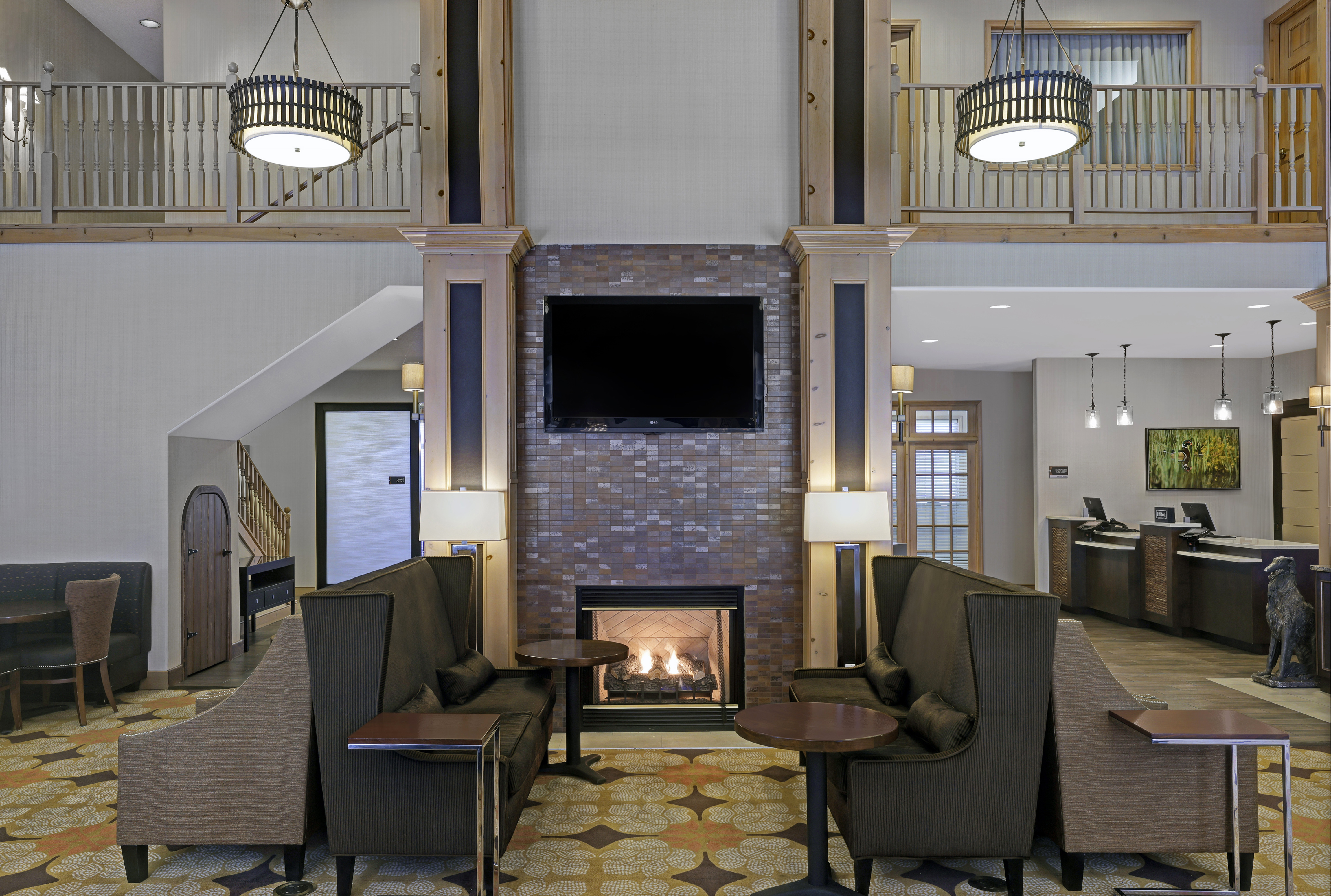 Lobby Lodge With Fireplace