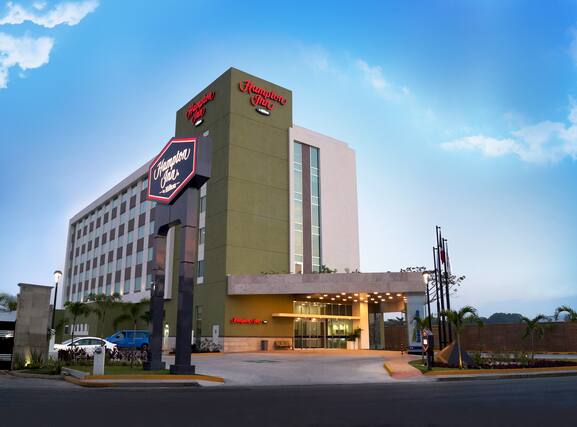 Hampton Inn by Hilton Villahermosa - Image1