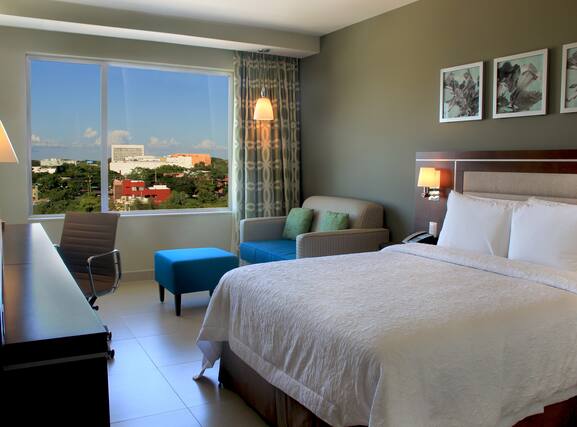 Hampton Inn by Hilton Villahermosa - Image3