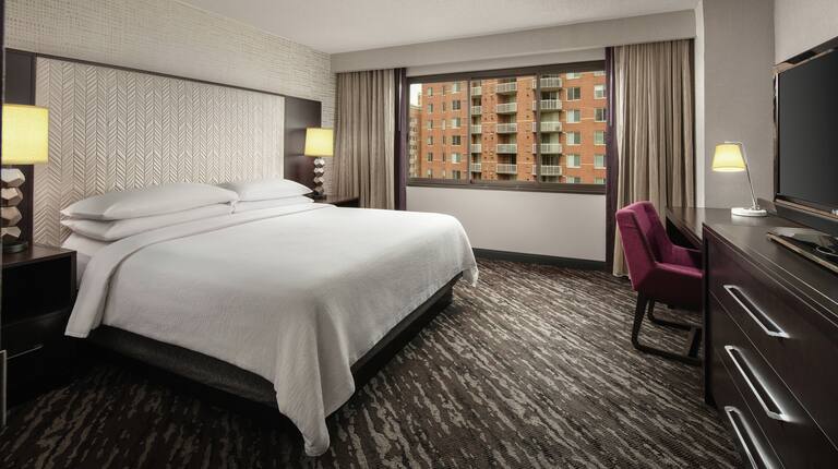 2 Room Premium Suite- 1 King Bed
