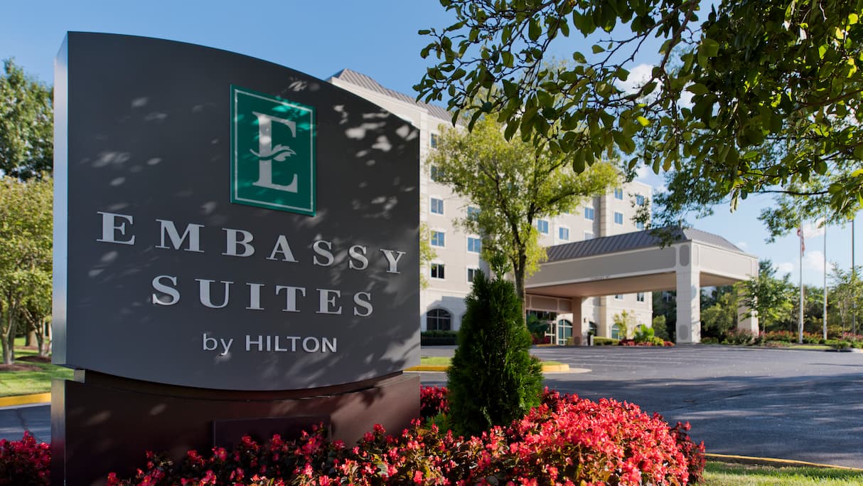 Embassy Suites by Hilton Dulles Airport