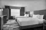 Comfortable queen beds