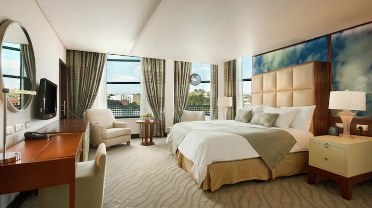 Hilton Deluxe Zimmer mit King-Size-Bett 