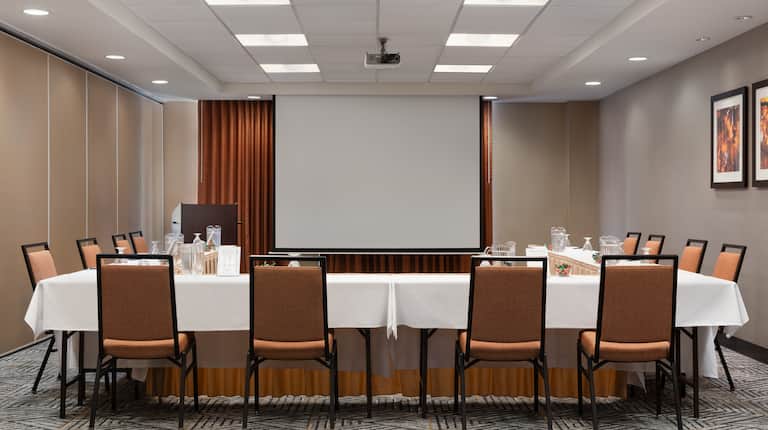 Benjamin A/B Meeting Room