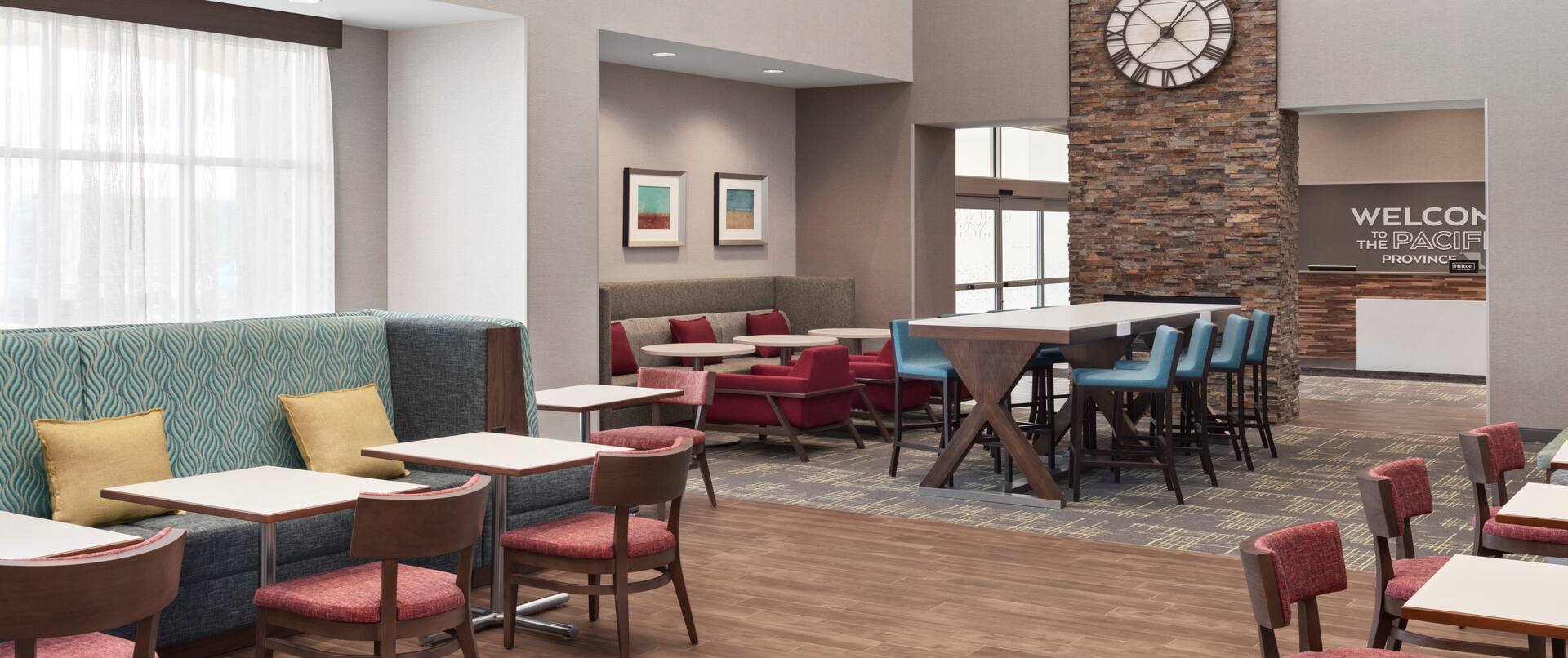 Lobby area with tables and chairs