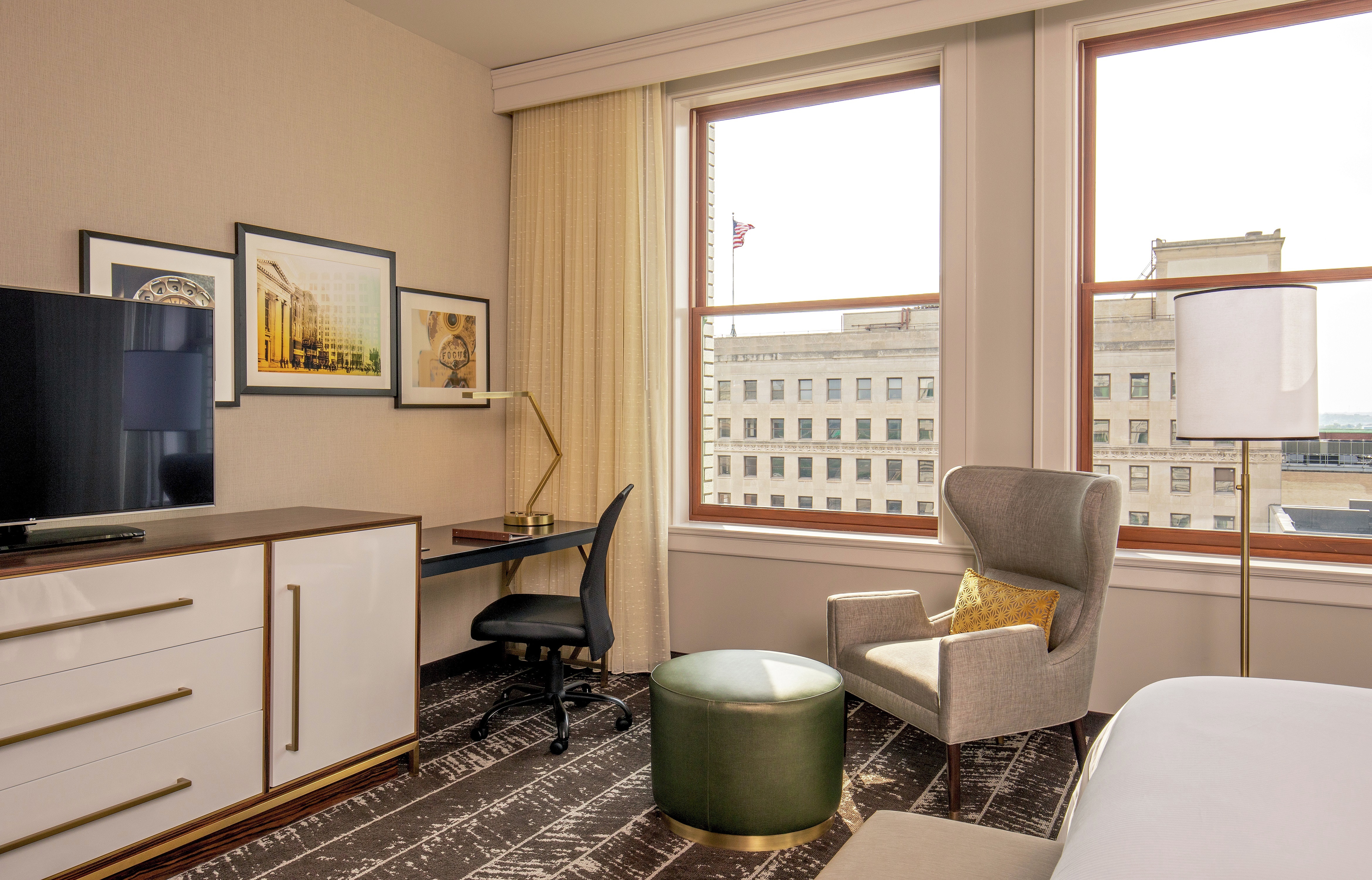 Standard King Guestroom Amenities and View