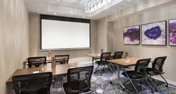 Menton Meeting Room with Projection Screen