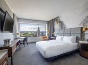 Executive King Guest Room with Parliament View