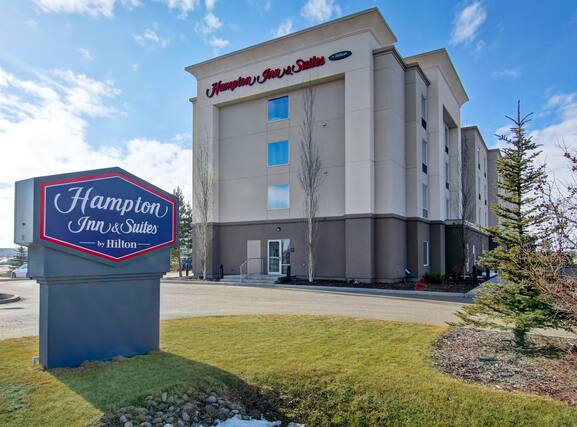 Hampton Inn and Suites by Hilton Red Deer - Image1