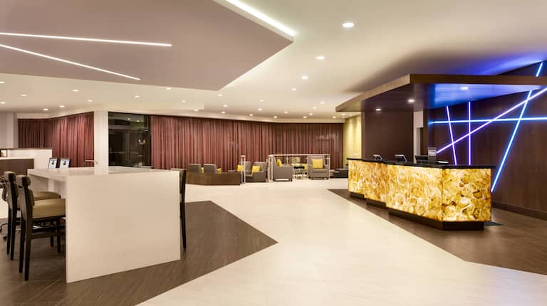 Hôtel DoubleTree by Hilton Hotel Toronto Airport West, Canada - Hall