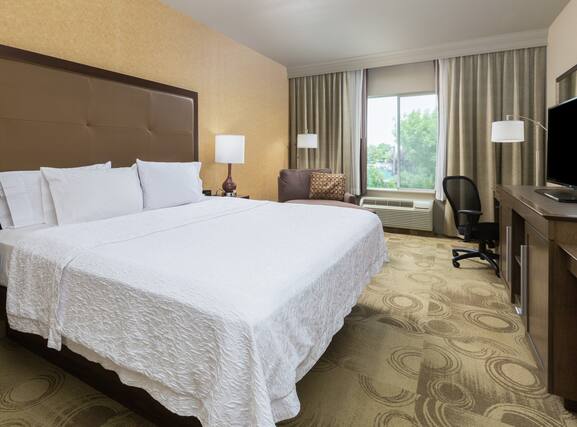 Hampton Inn and Suites Yuba City - Image3