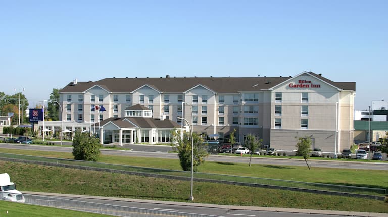 Hilton Garden Inn Montreal Airport Hotel