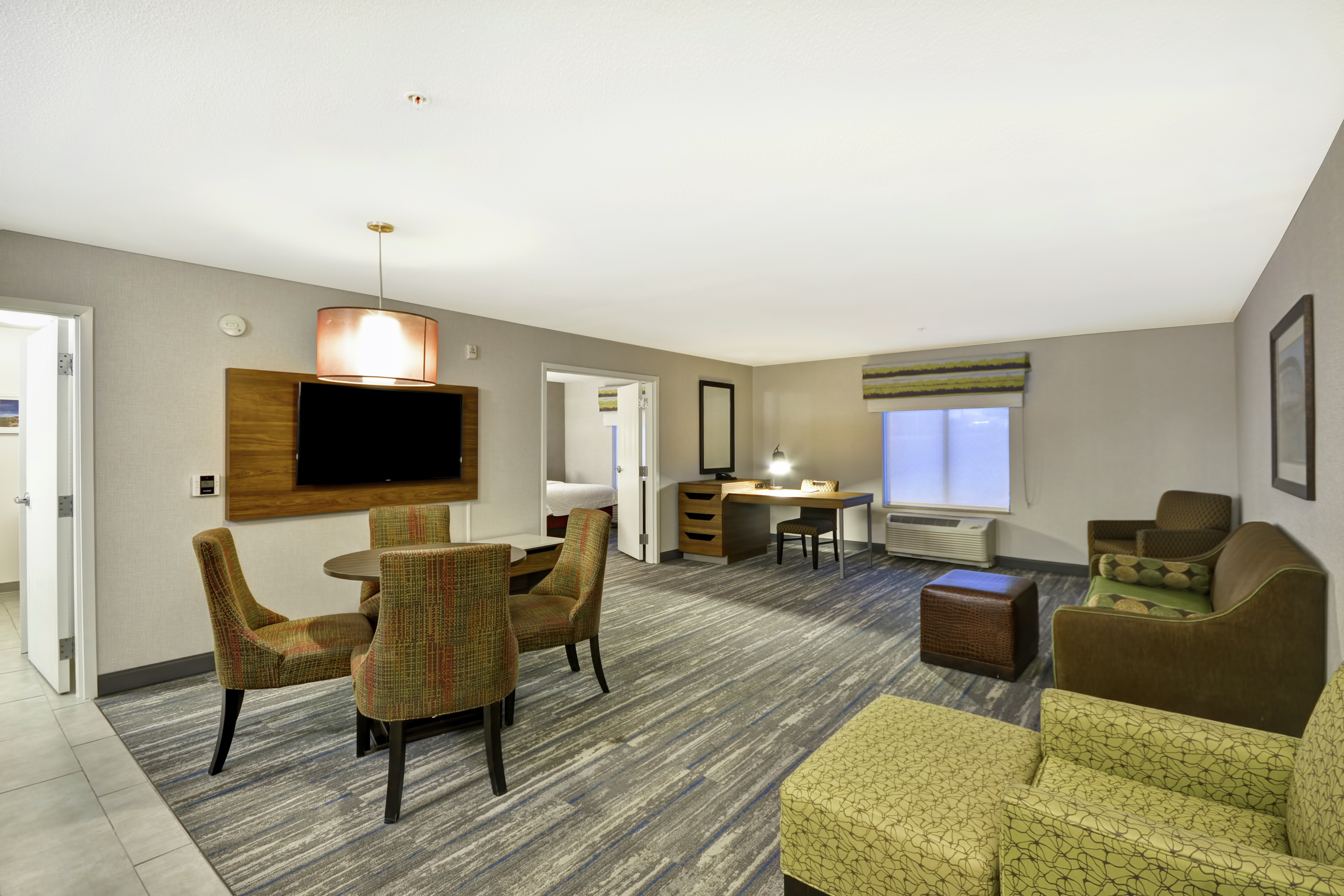 Suite with Lounge Area