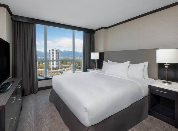 Hilton Vancouver Metrotown - Image1