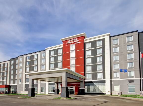 Hampton Inn and Suites by Hilton Medicine Hat - Image1