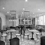 พื้นที่รับประทานอาหารที่ร้านอาหารของ Sam