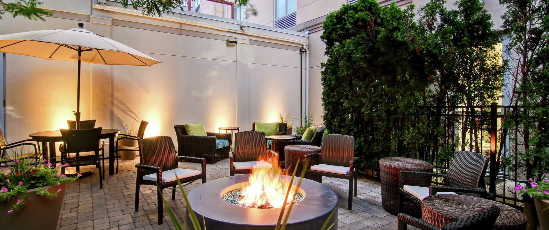 Outdoor Patio and Lounge Area with Fire Pit 