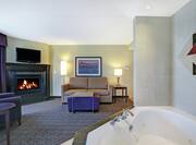 King Studio Suite with Whirlpool and Fireplace