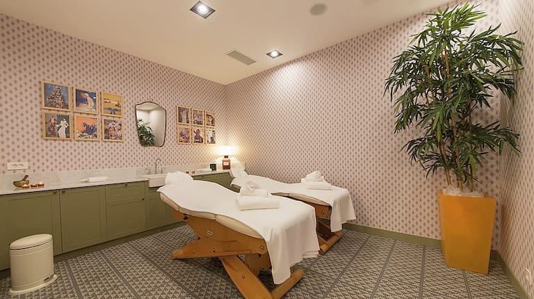 Hotel Massage Room
