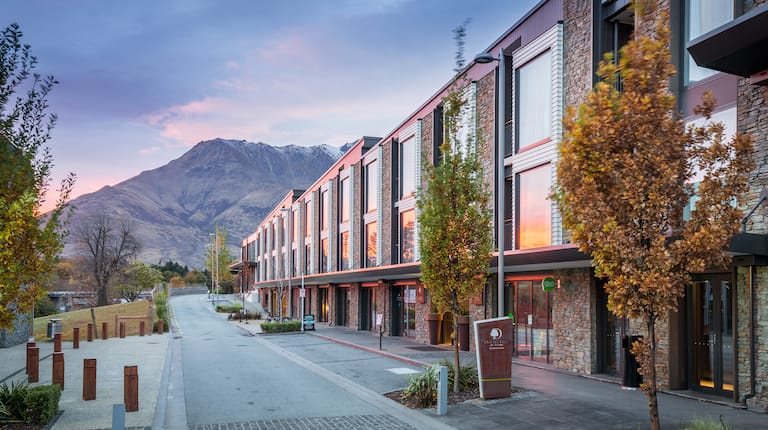DoubleTree by Hilton Hotel Queenstown, New Zealand - Exterior